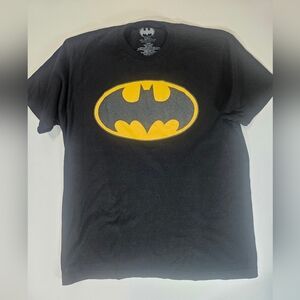 Batman T-shirt Mens Large Black Yellow Classic 90s Logo